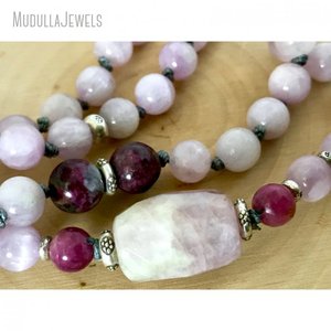 MN31872 Pierre Naturelle Kunzite Tourmaline Rose Perlée 108 Mala Perles <span class=keywords><strong>Coeur</strong></span> <span class=keywords><strong>Chakra</strong></span> Prière Spirituelle <span class=keywords><strong>Mantra</strong></span> Bijoux Cadeau - Product Image 3