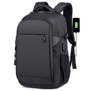 Sac à dos en cuir PU pour homme, idéal pour les affaires et les loisirs, grande capacité, compatible avec les ordinateurs portables - Product Image 1