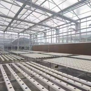 Équipement <span class=keywords><strong>professionnel</strong></span> <span class=keywords><strong>de</strong></span> grande serre, facile à nettoyer, durable, tuyau <span class=keywords><strong>de</strong></span> culture NFT en PVC <span class=keywords><strong>de</strong></span> qualité alimentaire, cultivateur <span class=keywords><strong>de</strong></span> laitue - Product Image 1