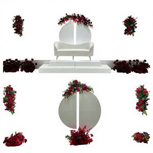 Arche de mariage en fer blanc personnalisable avec design miroir, grand support de fond floral pour décoration d'événements - Product Image 1