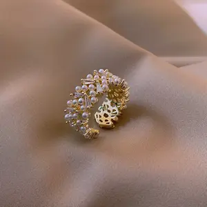 New Design Elegant Real 18k Gold Plating Zircon Finger Rings Adjustable Open Pearl Ring