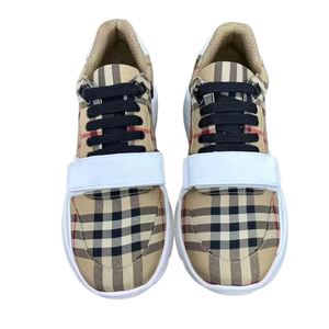 Zapatos de Diseño de Lujo para Caminar - Zapatillas Clásicas de Lona de Alta Calidad - Zapatos Casuales de Suela Gruesa a la Moda - Product Image 1