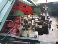 Haute Vitesse Et Entièrement Automatique Petite Vis Boulon Faisant La Machine À Froid