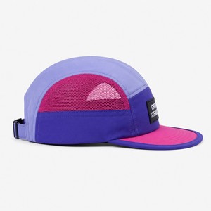 Casquette de camionneur décontractée d'été en polyester 100% hydrofuge avec logo personnalisé tissé, 5 panneaux, visière plate et dos en maille, vente en gros - Product Image 3