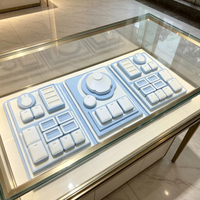 Ensemble de Présentoirs à Bijoux Professionnels de Luxe avec Coussinets et Supports Inclinés, Organisateur Multi-Niveaux pour Vitrines de Boutiques et Présentations Commerciales