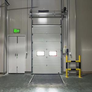 Porte sectionnelle industrielle certifiée CE, porte en acier isolée pour entrepôt - Product Image 1