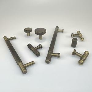 <span class=keywords><strong>Tiradores</strong></span> y pomos de latón macizo en acabado latón <span class=keywords><strong>envejecido</strong></span>, <span class=keywords><strong>dorado</strong></span> y bronce, con diseño de rejilla, para armarios, roperos, cómodas y cocina - Product Image 5