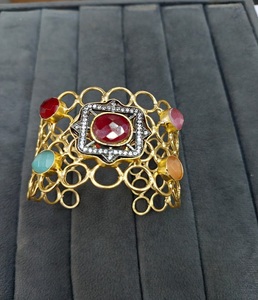 Bracelet manchette ajustable en laiton avec pierres, bijoux ethniques indiens traditionnels pour femmes, bracelet de mode pour mariage et fêtes - Product Image 1