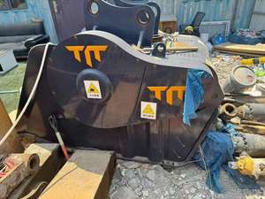 Nuevo cubo triturador de excavadora para industrias de construcción y agrícolas para operaciones de trituración e inclinación de rocas - Product Image 4