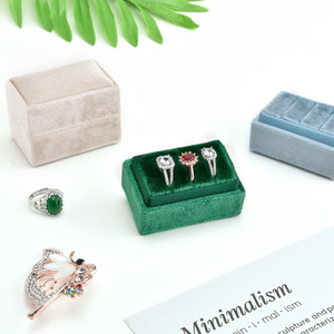 Estuche Pequeño Cuadrado para Joyas, Estuche de Terciopelo Pequeño y Bonito, Estuche para Empaque de Joyas al por Mayor - Product Image 3