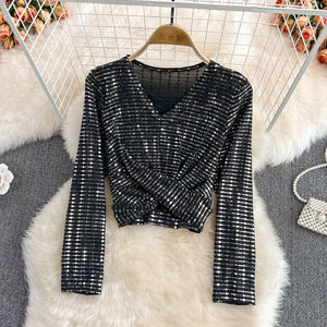 <span class=keywords><strong>Camiseta</strong></span> de <span class=keywords><strong>Lentejuelas</strong></span> de Nuevo Diseño en Oferta al por Mayor, Blusa Sexy con Cuello en V y Pliegues, Ajustada, Ropa de Club, <span class=keywords><strong>Camiseta</strong></span> de Moda para Mujer - Product Image 3