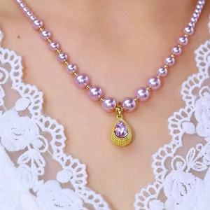 Exquisito y lujoso collar de perlas cuadradas de circonita púrpura. Elegante Collar de Perlas Moradas para Venta al por Mayor. - Product Image 3