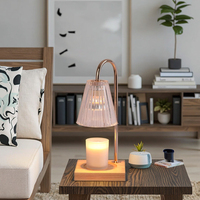 Lampe chauffe-bougie de qualité supérieure avec abat-jour en verre ambré côtelé, base carrée en bois, 3 tons de bois, minuterie, variateur d'intensité, GU10, chauffe-cire