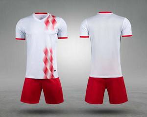 ชุดฟุตบอลชายแบบกำหนดเองสำหรับฟุตบอลโลก 2026 เสื้อแข่งระบายอากาศ กางเกงขาสั้น ชุดยูนิฟอร์มสโมสร ราคาโรงงาน ขายส่ง ดรอปชิปปิ้ง - Product Image 3