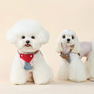 الأعلى مبيعًا ملابس جينز فاخرة للحيوانات الأليفة سترة كلب دينم شعبية بلون واحد حزام الحيوانات الأليفة طباعة مخصصة زوجين الحب - Product Image 4