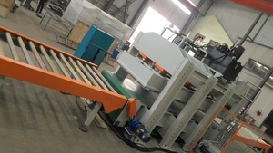 <span class=keywords><strong>MDF</strong></span> madeira compensada produção linha quente imprensa máquina feita na China - Product Image 6