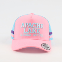 Casquette de performance structurée en maille éponge avec logo brodé en relief à 5 panneaux, deux bandes latérales, personnalisable OEM, vente en gros