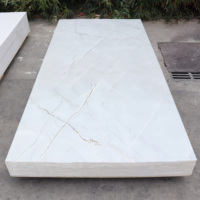 Panel PVC Lapis UV Ramah Lingkungan dengan Motif Marmer Biru Muda dan Garis Emas, Tahan Gores & Tahan Lama untuk Dekorasi Interior