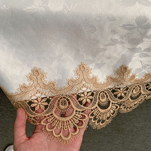 Lussuosa Tovaglia in Pizzo Poliestere con Tessitura Jacquard e Set di Coprisedie per Feste, Banchetti e Casa - Product Image 3