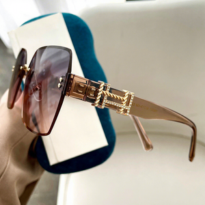 Occhiali da Sole Donna 2026 Nuovi Senza Montatura con Bordo Tagliato a Diamante e Lettera H, con Diamanti Incastonati, Protezione UV400 per Sport all'Aperto e Viaggi - Product Image 1