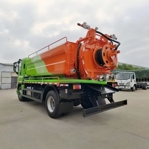 Camion-citerne d'aspiration des eaux usées I-SUZU GIGA 4x2 12000 litres, camion de nettoyage des égouts, camion de vidange des fosses septiques - Product Image 1
