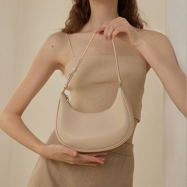 Cross-Border 2026 New Advanced Shoulder Armpit Bag French Simple Small Hand Dumpling Female Crescent Bag Two Zip Polyester