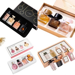 Coffret Cadeau de Parfum Femme Best-seller Black Opium – Fragrance de Créateur aux Notes de Lotus, Bois de Santal et Orange Amère – Parfum Longue Durée pour - Product Image 1