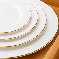 Assiettes en porcelaine blanche personnalisées avec logo, bord doré, 6/7/8/10 pouces, vaisselle écologique pour restaurant, hôtel, mariage