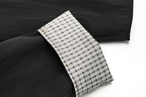 メンズ無地防水トレンチコート |   秋冬用のゆったりとしたロングオーバーコート、ワイドラペル |   環境に優しい通気性の良いプレミアム - Product Image 4