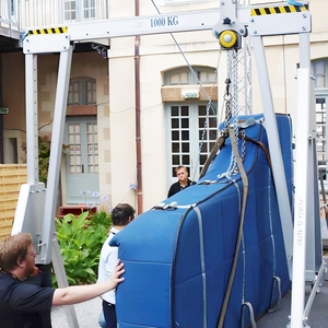 Op Maat Gemaakte Fabricage 1 Ton 2 Ton 3 Ton 5 Ton Verstelbare Aluminiumlegering Een <span class=keywords><strong>Frame</strong></span> Hefbrug Te Koop - Product Image 4