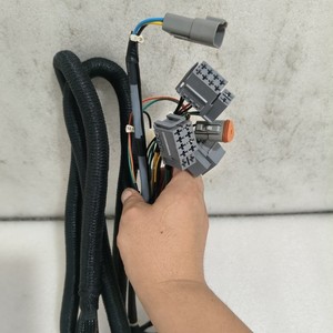 ชุดสายไฟด้านขวาของรถขุดฮุนได รุ่น 21N6-60030 12V ฉนวนพีวีซี สำหรับอุปกรณ์หนัก - Product Image 4