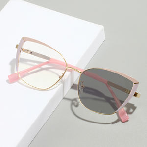 ブルーライトカットメガネ メンズ メタルフレーム 調光レンズ 男性的なスタイルに 調光メガネ - Product Image 1