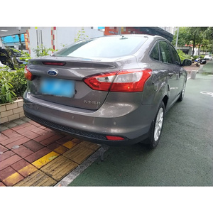 Guazi <span class=keywords><strong>Ford</strong></span> Focus 2012 Berline d'occasion Essence Automatique Familiale Traction avant Gris foncé Stock en gros Voiture d'occasion pour Importateurs - Product Image 5
