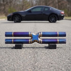 Sistema de Escape SDO Performance Mid X Pipe Azul Quemado para Maserati GranTurismo GT M145 4.2L 4.7L 2007-2019 - Product Image 1