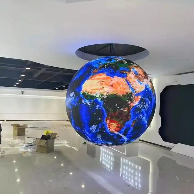 Factory Stock Shaped LED Spherical Screen Globe 2m-10m Diameter LED Ball Screen IP65 Waterproof Customizable Size for Exhibition