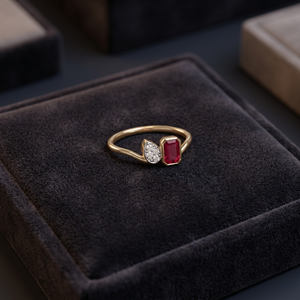 Anillo Toi Et Moi de Oro Amarillo de 14 Quilates con Incrustaciones de Rubí Cultivado en Laboratorio y Diamantes Cultivados en Laboratorio, Joyería Fina de Lujo para Mujer - Product Image 1