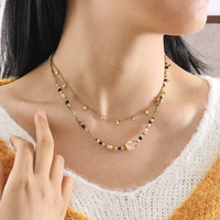 Nouveautés Collier en acier inoxydable plaqué or 18 carats Collier classique avec pendentif en pierre naturelle en forme de cœur Collier à perles Cadeaux