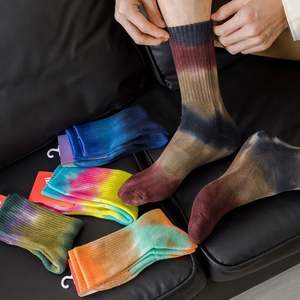 Chaussettes de sport de basket-ball en coton à coupe haute pour hommes, taille jeune, conception à tube long - Product Image 3