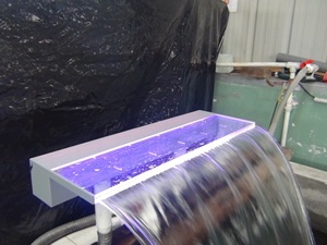 Cascade en acrylique avec barre lumineuse LED RVB pour <span class=keywords><strong>jardin</strong></span>, étang, cascade et piscine, spa, élément aquatique - Product Image 4