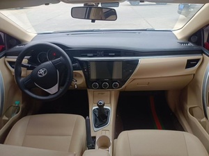 Auto Usata <span class=keywords><strong>Toyota</strong></span> <span class=keywords><strong>Corolla</strong></span> 2014 Modello 1.6L CVT GL-i Edizione Pelle, Berlina Compatta 5 Posti, Benzina, Guida a Sinistra - Product Image 5