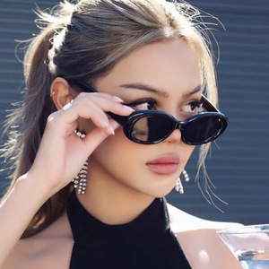 2025 High Quality <b>Retro</b> Oval UV400 <b>Sunglasses</b> with Black Frame for Unisex New Fashion Design - Product Image 3