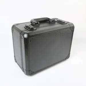 Hochwertiger Aluminium-Trage koffer mit individuellem Inlay