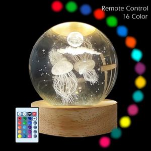 Colgantes de Bola de Cristal de Alta Calidad con Base de Madera Luminosa Circular, Pequeña Luz Nocturna de Moda, Venta al por Mayor, Tallado 3D en el Interior - Product Image 2