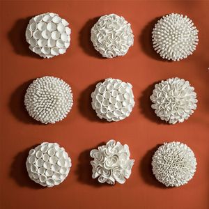 Cerámica arte decoración <span class=keywords><strong>de</strong></span> la pared 3D redondo blanco <span class=keywords><strong>porcelana</strong></span> flor <span class=keywords><strong>estatua</strong></span> para el hogar sala <span class=keywords><strong>de</strong></span> estar Hotel vestíbulo decoración <span class=keywords><strong>de</strong></span> la pared - Product Image 3