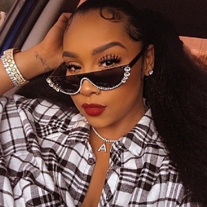 Luxury Women's Vintage Half-Frame Moon Rhinestone Sunglasses Fashion Diamond Encrusted UV400 Sunglasses for Party Daily - Product Image 2