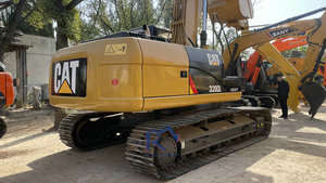 Grand stock – Excavatrice sur chenilles hydraulique Cat 320D2 d'occasion de 20 tonnes à prix abordable – Livraison rapide - Product Image 5