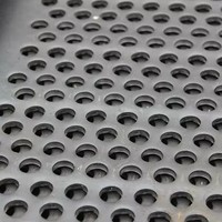 Tôles métalliques perforées sur mesure, directement de l'usine, diverses configurations de trous (fendues/hexagonales), écran à haute surface ouverte