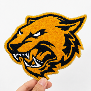 Patchs thermocollants personnalisés en chenille brodée sur le côté, avec logo tigre, livraison 1-3 jours - Product Image 2