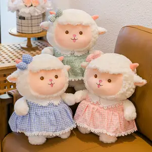 批发卡哇伊动物羊Pluchies玩具清新女孩心女孩生日礼物娃娃装饰超柔软小羊羔毛绒玩具