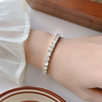 Bracelet chaîne à griffes entièrement serti de diamants de haute qualité pour femme, bijoux fins d'été exquis, bracelets tennis en moissanite pour femme, cadeaux